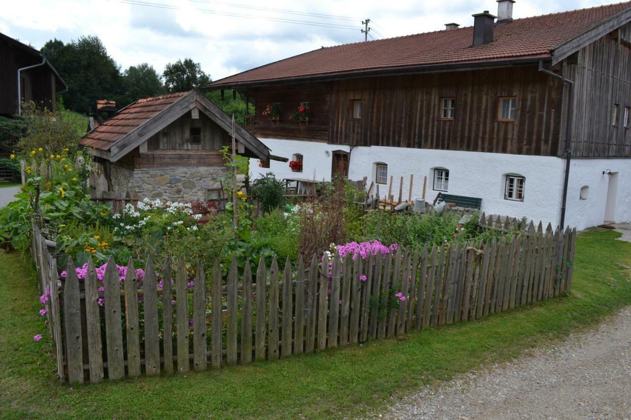 Villa Bauernhof Kaspergut Kirchberg bei Mattighofen Exterior foto